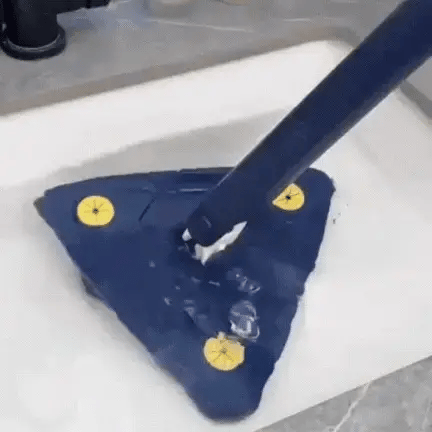 Portable triangle shape mop